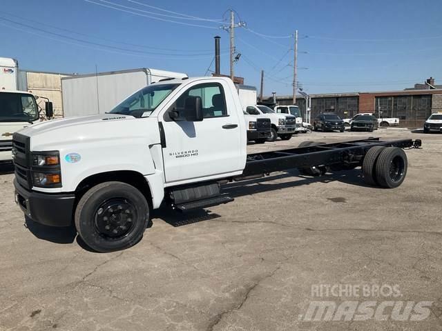 Chevrolet 6500 駕駛室與內部