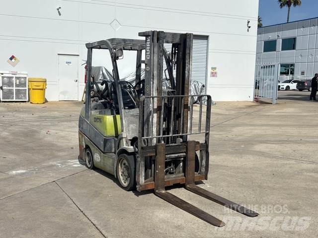 Clark C30GL 其他