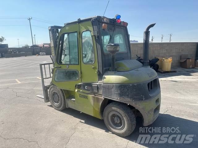 Clark C40D 其他