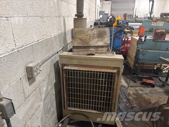 Cummins  柴油發電機