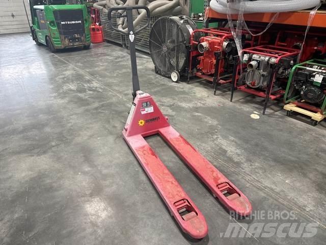 Dayton 2ZE58 手拉式油壓拖板車