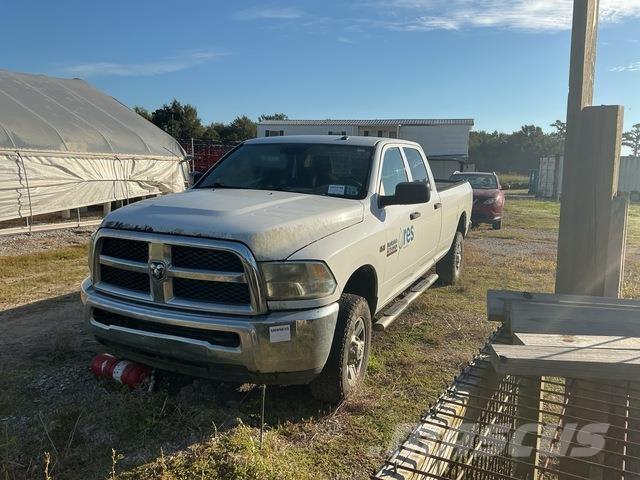Dodge 2500 皮卡.傳統半斗卡車/側卸板