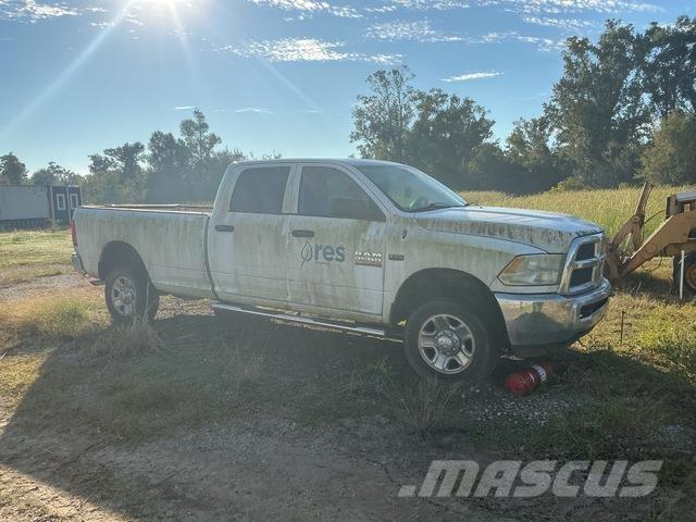 Dodge 2500 皮卡.傳統半斗卡車/側卸板