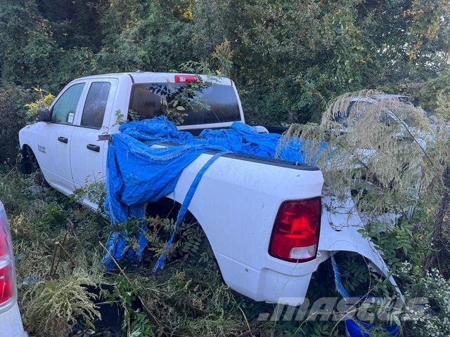 Dodge Ram 1500 皮卡.傳統半斗卡車/側卸板