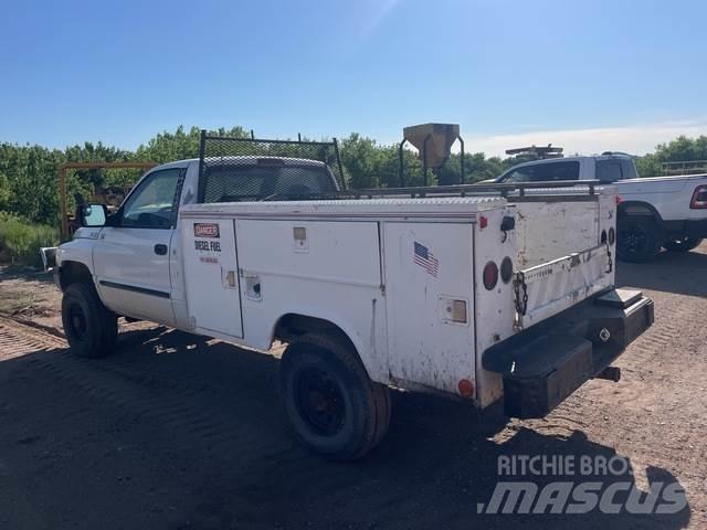 Dodge Ram 2500 皮卡.傳統半斗卡車/側卸板