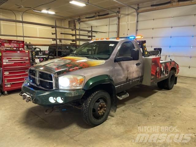 Dodge Ram 5500 救援車