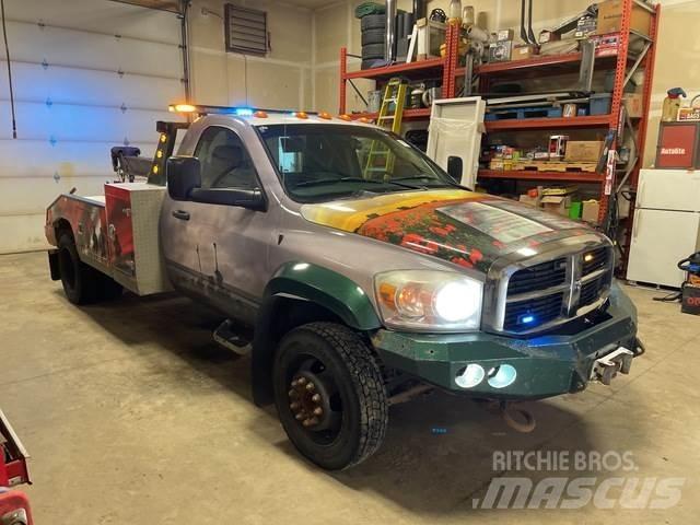 Dodge Ram 5500 救援車