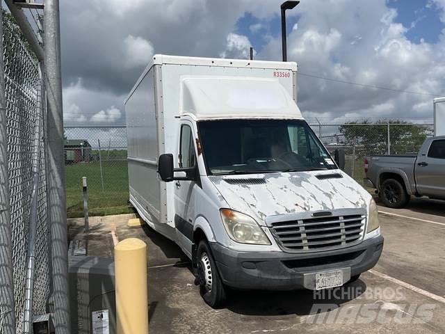 Dodge Sprinter 廂式貨物運輸車
