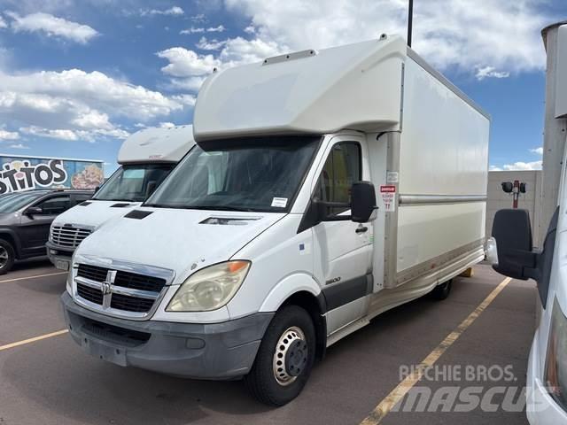 Dodge Sprinter 廂式貨物運輸車