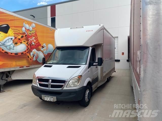 Dodge Sprinter 廂式貨物運輸車