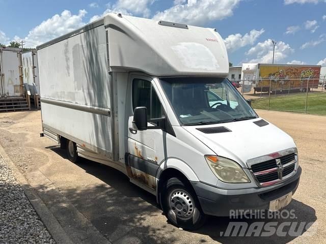 Dodge Sprinter 廂式貨物運輸車