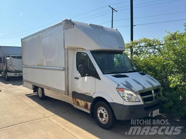 Dodge Sprinter 廂式貨物運輸車