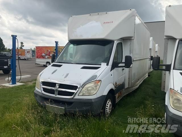 Dodge Sprinter 廂式貨物運輸車