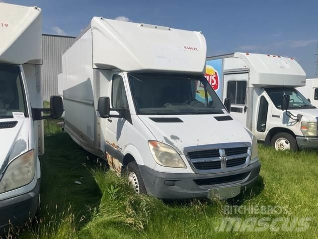 Dodge Sprinter 廂式貨物運輸車