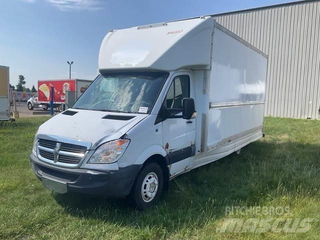 Dodge Sprinter 廂式貨物運輸車