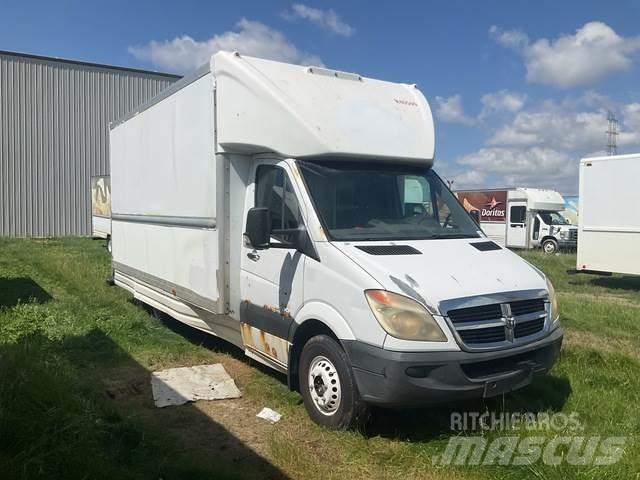 Dodge Sprinter 廂式貨物運輸車