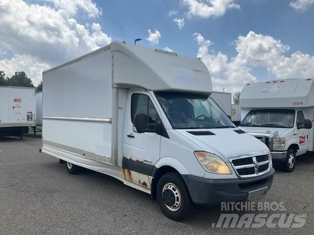 Dodge Sprinter 廂式貨物運輸車