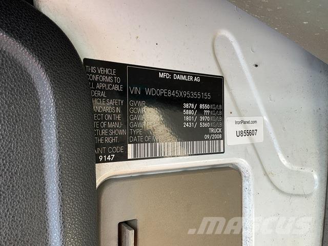 Dodge Sprinter 廂式貨物運輸車