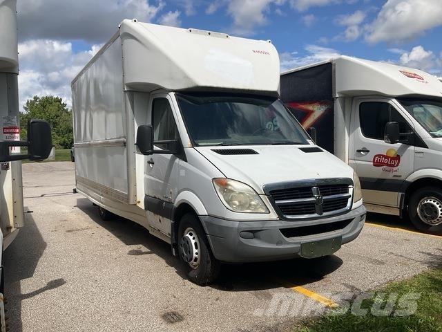 Dodge Sprinter 廂式貨物運輸車