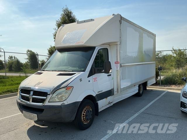 Dodge Sprinter 廂式貨物運輸車