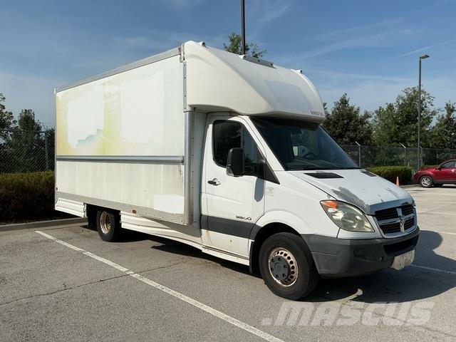 Dodge Sprinter 廂式貨物運輸車