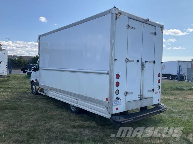 Dodge Sprinter 廂式貨物運輸車
