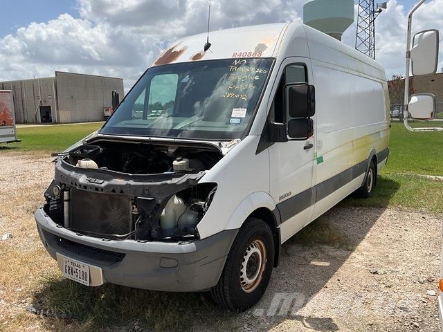Dodge Sprinter 廂式貨物運輸車