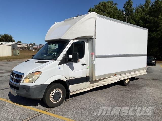 Dodge Sprinter 廂式貨物運輸車