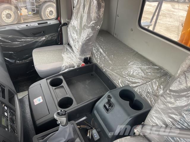 Dongfeng T5 起重機卡車