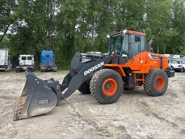 Doosan DL280-5 輪胎式裝載機