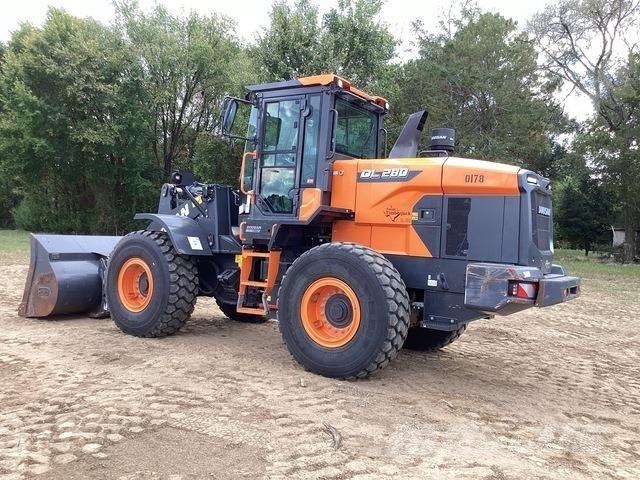 Doosan DL280-7 輪胎式裝載機