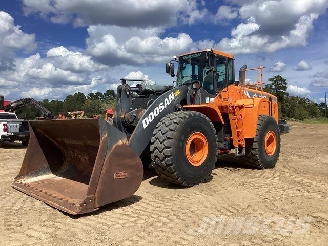 Doosan DL550-5 輪胎式裝載機