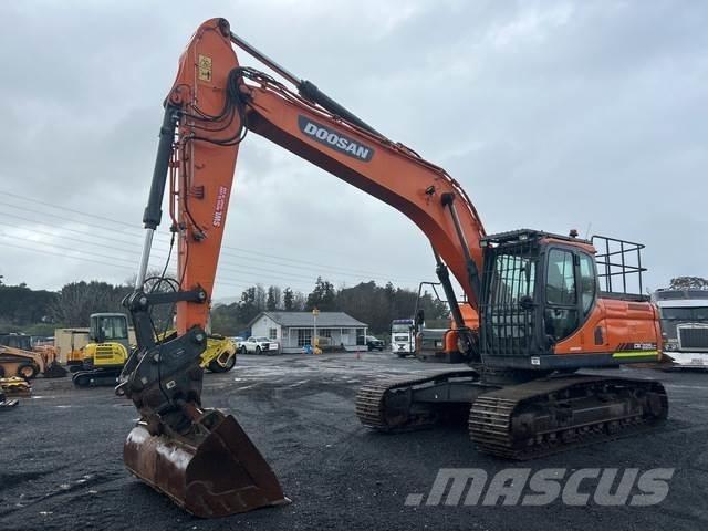 Doosan DX225LC 履帶式 挖土機/掘鑿機/挖掘機