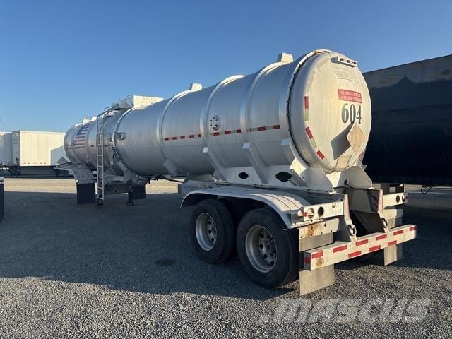 Dragon  罐體拖車