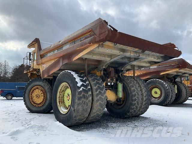 Euclid R90 鉸接式起吊車