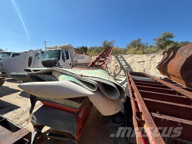 Ezystak W5032 輸送機