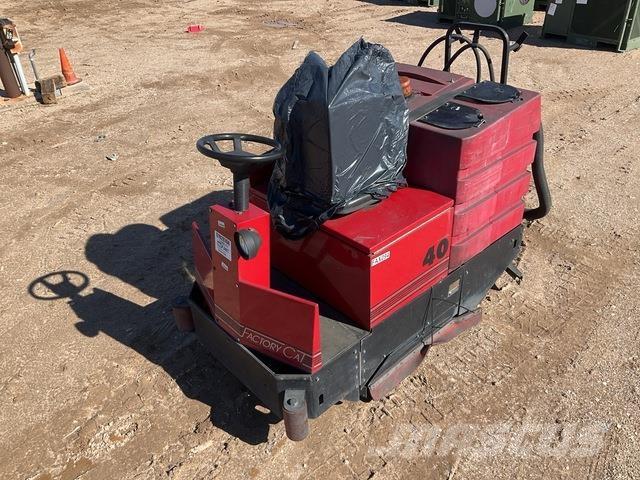 Factory Cat  室內掃倉機