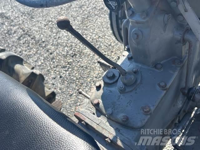 Ferguson TE20 其他