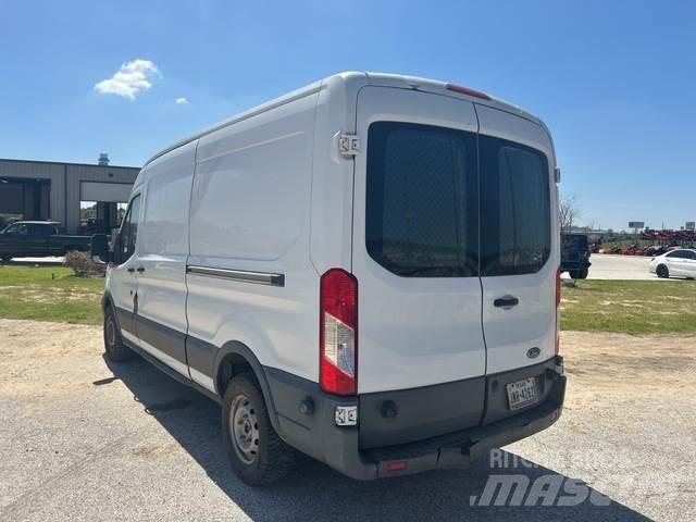 Ford 250 廂式貨物運輸車
