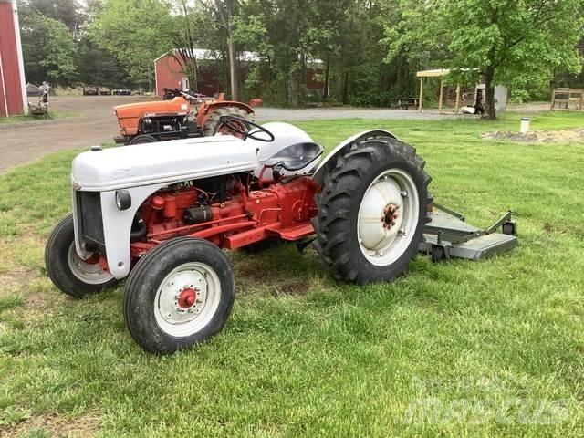 Ford 8N 曳引機