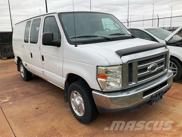 Ford E-150 廂式貨物運輸車