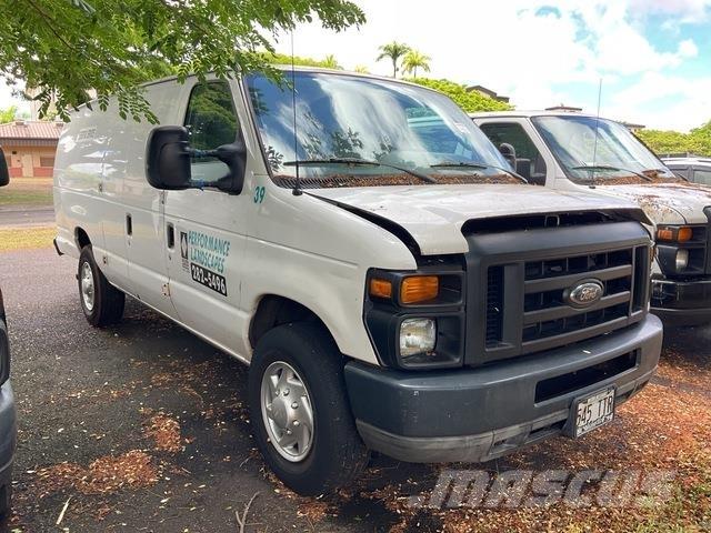 Ford E-250 廂式貨物運輸車