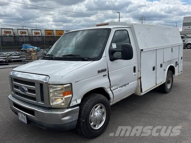 Ford E-350 皮卡.傳統半斗卡車/側卸板