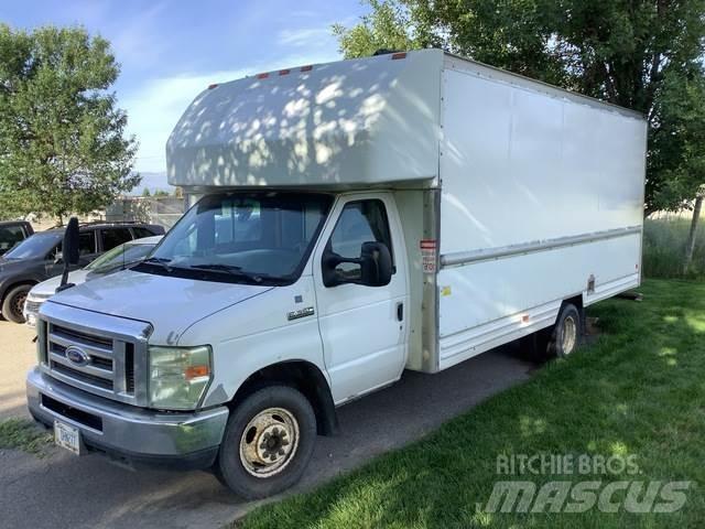 Ford E-350 車廂