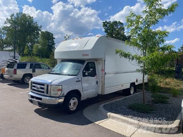 Ford E-350 廂式貨物運輸車
