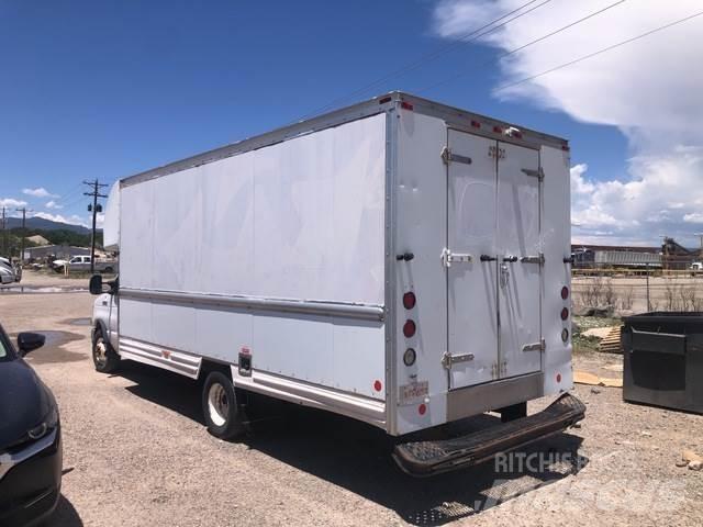 Ford E-350 廂式貨物運輸車