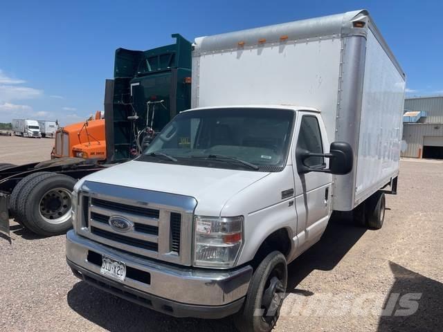Ford E-350 貨箱式卡車