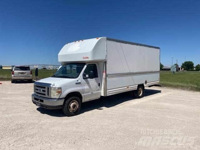 Ford E-350 車廂