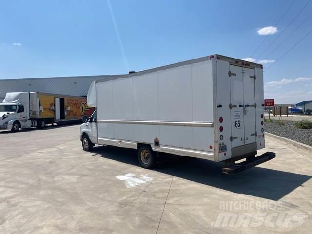 Ford E-350 廂式貨物運輸車