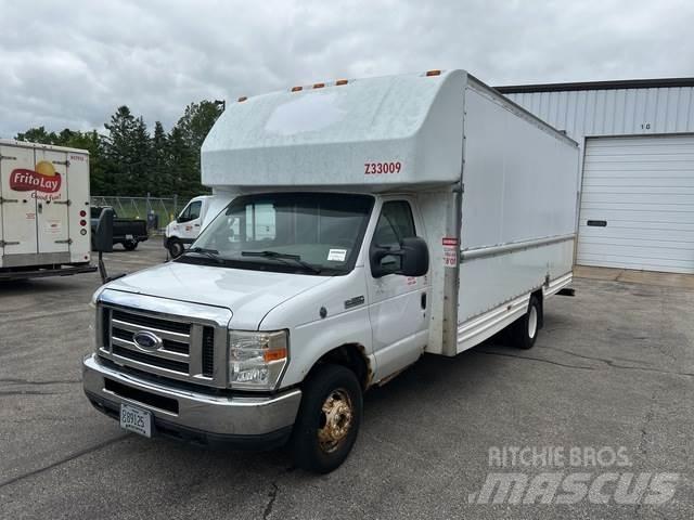 Ford E-350 廂式貨物運輸車